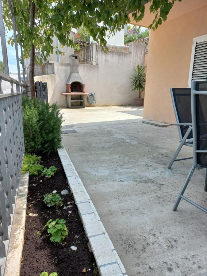 Apartment Sunset Trogir Exterior photo